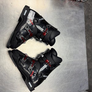 Mondo 23 & 23.5 Alpina Ski Boots (Used)