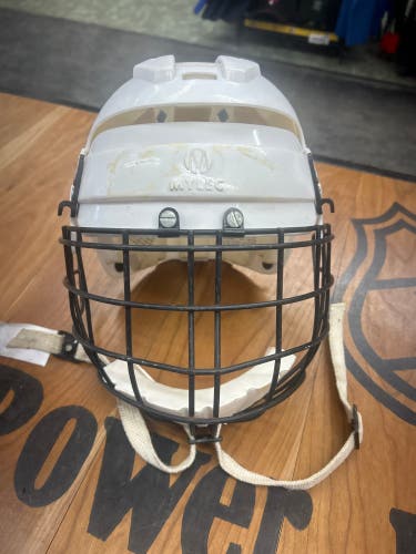 Mylec Helmet white - used (Item#SS105)