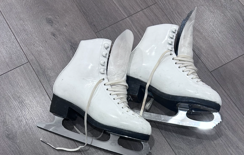 Wilson Figure Skates B Adult 6 (Used) Coronation Ace Blade