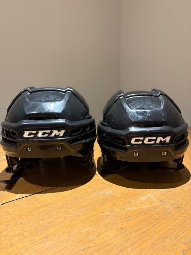 Medium CCM Tacks 910 Helmet (Used)