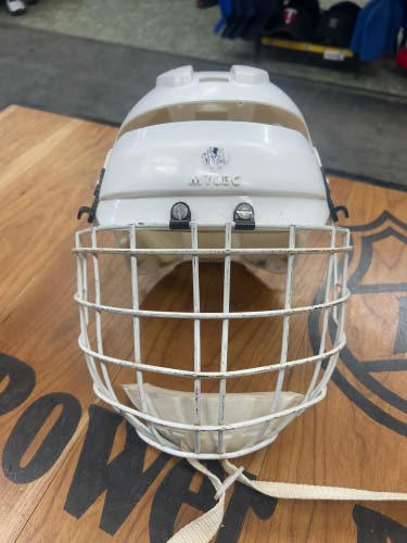 Mylec Helmet white - used (Item#SS110)