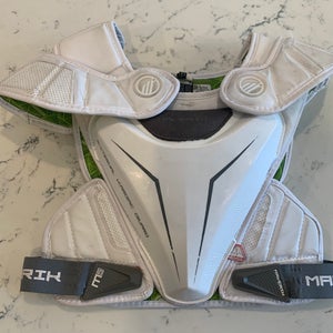 Medium Adult Maverik M6 Shoulder Pads (Used)
