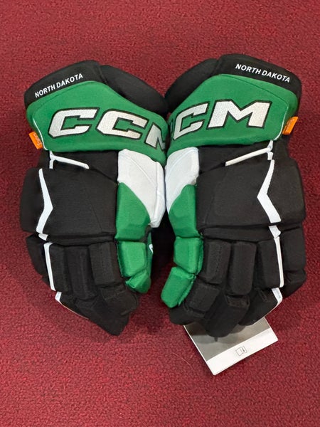 CCM HGPJSPP Gloves 14" Pro Stock (New) Item#NDSP14