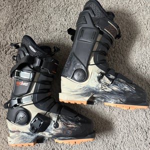 K2 Revolver Team Boots -Used