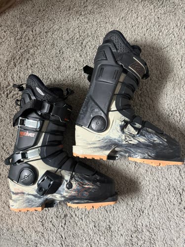 K2 Revolver Team Boots -Used