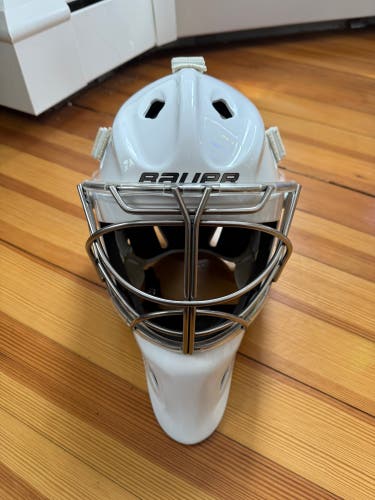 Senior Medium Bauer NME One Goalie Mask (New)