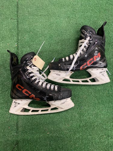Senior CCM Tacks XF Hockey Skates (Tapered) Size 7 (Used)