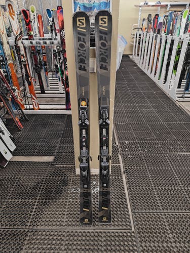 Used Salomon S/Force Bold + Z12 GW Bindings 2021