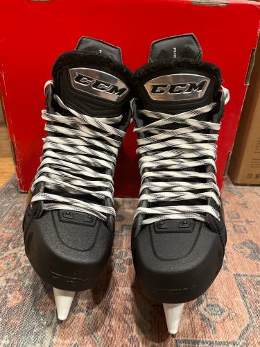 CCM RIBCOR Maxx Plus Hockey Skates