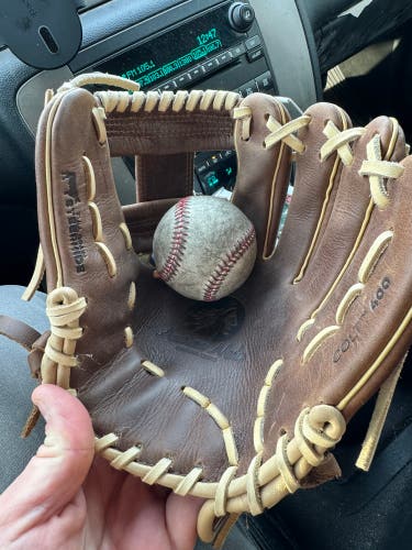 Nokona Colt RH Infield Baseball Glove 11.5" (Used)