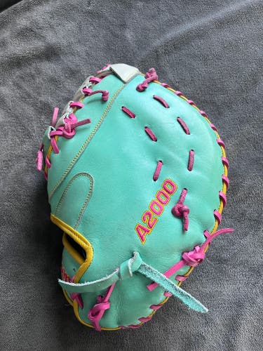 Wilson A2000 LH First Base Baseball Glove 12.5" (New)