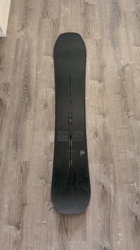 Burton Family Tree Hometown Hero Snowboard All Mountain Directional Twin 160 cm