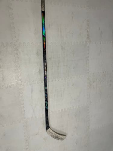 Junior CCM Ribcor Trigger 9 Pro Right Handed Hockey Stick P29 40 Flex (Used)