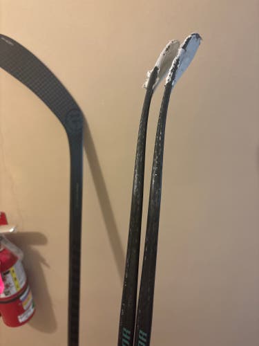 Senior Warrior Alpha LX3 Right Handed Hockey Stick P28 85 Flex (New)
