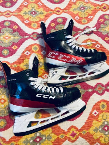 CCM JetSpeed FT4 Pro Hockey Skates Regular Width Pro Stock 8 (Used)