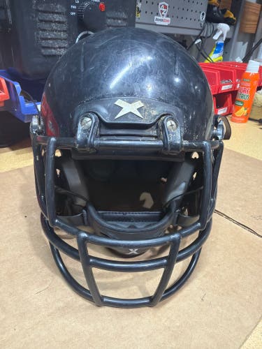 USED XENITH X2E+ YOUTH FOOTBALL HELMET - SMALL - BLACK