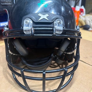 USED XENITH X2E+ YOUTH FOOTBALL HELMET - MEDIUM - BLACK