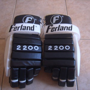 Excellent Condition Ferland 2200 Black/White Leather Hockey Gloves Flyers/Bruins