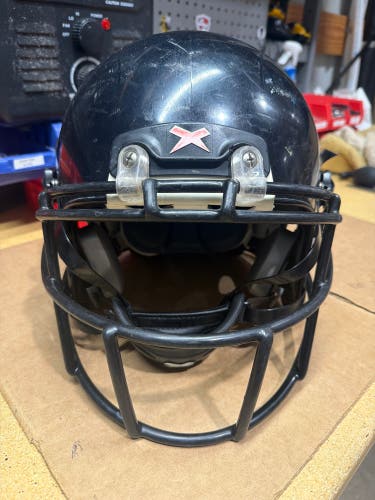 USED XENITH X2E+ YOUTH FOOTBALL HELMET - LARGE - BLACK