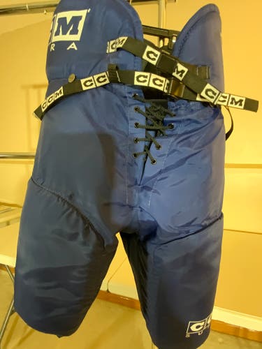 Men's Senior Large CCM SUPRA HP420 Hockey Pants (New)