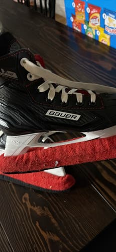 Bauer Hockey Skates Size 1 (Used)