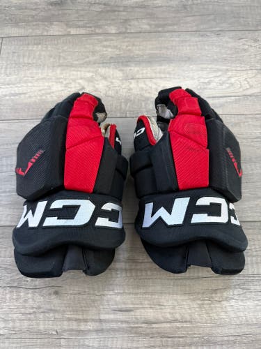 CCM HGTKPP Tacks Pro Stock 14" Hockey Gloves Blackhawks 66380