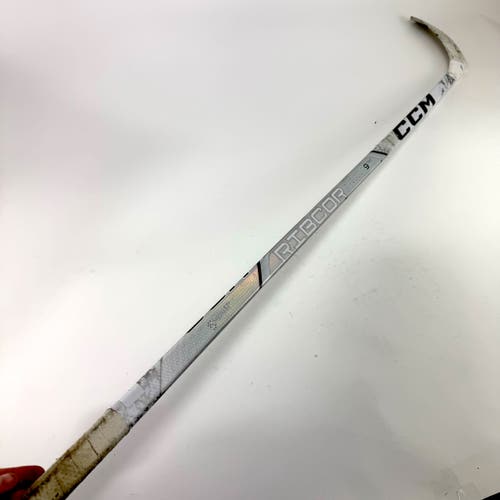 Repaired Right Handed CCM White Trigger 9 Pro | 80 Flex - Grip - P28 Curve - #J417