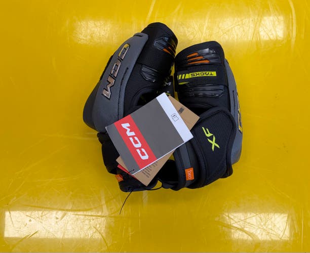 CCM Tacks XF Elbow Pads Junior Large