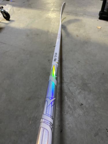Senior Bauer Vapor FlyLite Left Hand Hockey Stick P28 70 Flex (New)