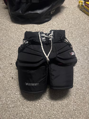 Like New Senior Large Vaughn V10 Pro Carbon Hockey Goalie Pants (Used)