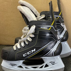 Used CCM Tacks 9050 Hockey Skates 2D