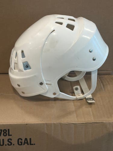 Vintage JOFA VM Hockey Helmet – White – Made in Sweden (Classic 80s/90s)