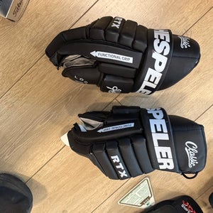 Cooper Classic RTX Hockey Gloves – 15” – New Old Stock – Black