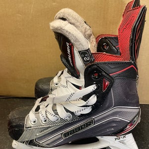 Used Bauer Vapor X Velocity Hockey Skates 2.5D
