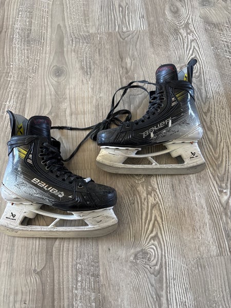2023 Bauer Vapor Hyperlite 2 Hockey Skates Regular Width Size 5 (WITH STEEL)