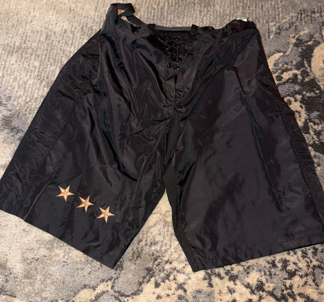 Size Medium Pro Stock Washington Capitals Reverse Retro CCM PP10 Girdle/Pant Shell Black #23