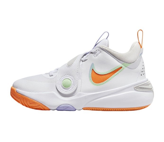 Nike Team Hustle D 11 GS Girls White / Total Orange Sz 3.5y - Great condition