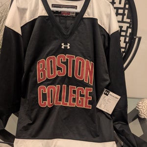 Boston College Team Hockey Jersey #22 (New)