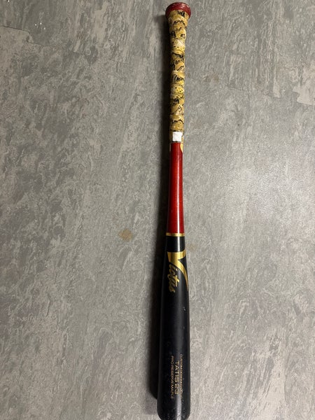 2024 Victus Tatis Maple Bat (-3) 28 oz 31" (Used)