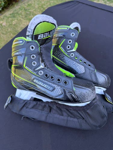 2021 Bauer GSX Hockey Goalie Skates Extra Wide Width Size 2 (Used)