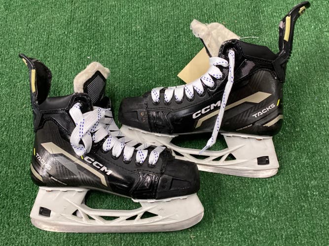 CCM Tacks AS580 Hockey Skates | Intermediate 5 (Regular)