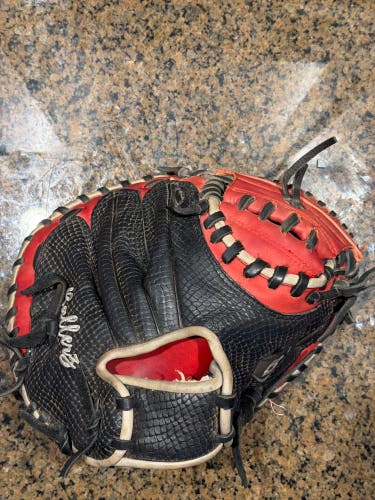 Ballerz red/black/grey RH Catchers Mitt 34" (Used)