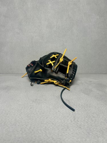 IP Select Japanese RH Infield Baseball Glove 11" (Used)