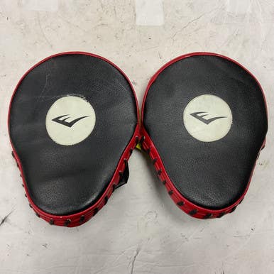 Used Everlast Focus Mitts Black And Red Senior 11855-S000198068
