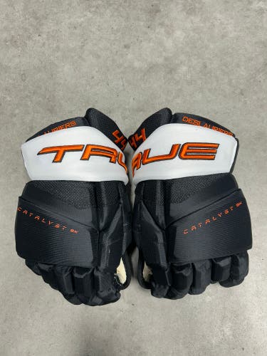 14” True Catalyst 9X Philadelphia Flyers Pro Stock Gloves Pro Stock (New) NHL