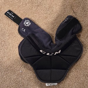CCM (Used) TCG 900 JR (Junior) Goalie Throat Guard/Collar