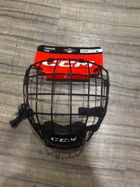 CCM FM580 Hockey Facemask Cage Senior Large Black New with Hardware