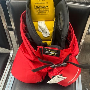 Junior Medium Bauer Supreme TotalOne MX3 Hockey Pants (New)