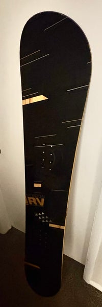 Morrow RV Black Snowboard All Mountain Without Bindings Medium Flex Directional 164 cm (Used)