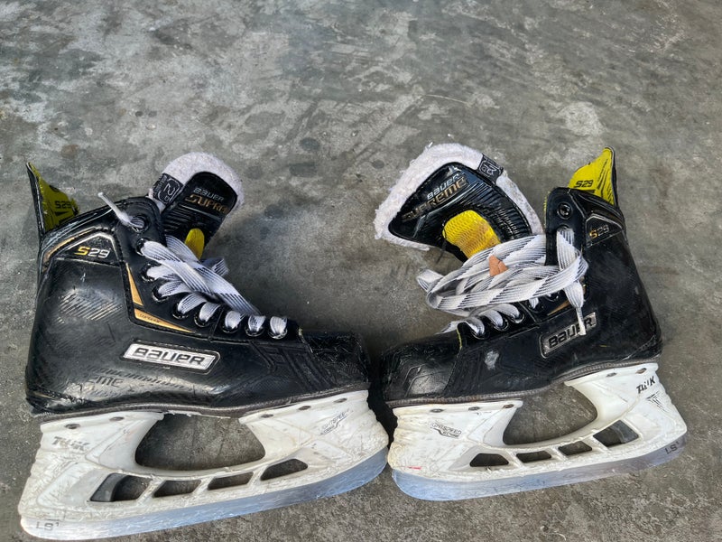2018 Bauer Supreme S29 Hockey Skates Size 2 (Used)
